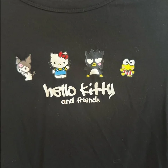 Hello Kitty T-Shirt - Picture 3 of 4